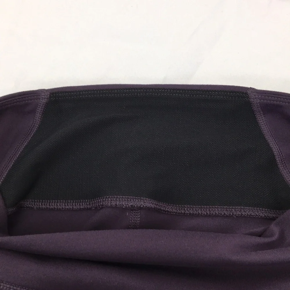 Under Armour Deep Purple Athletic Compression Legging Size S EXCELLENT Condition - Picture 9 of 9
